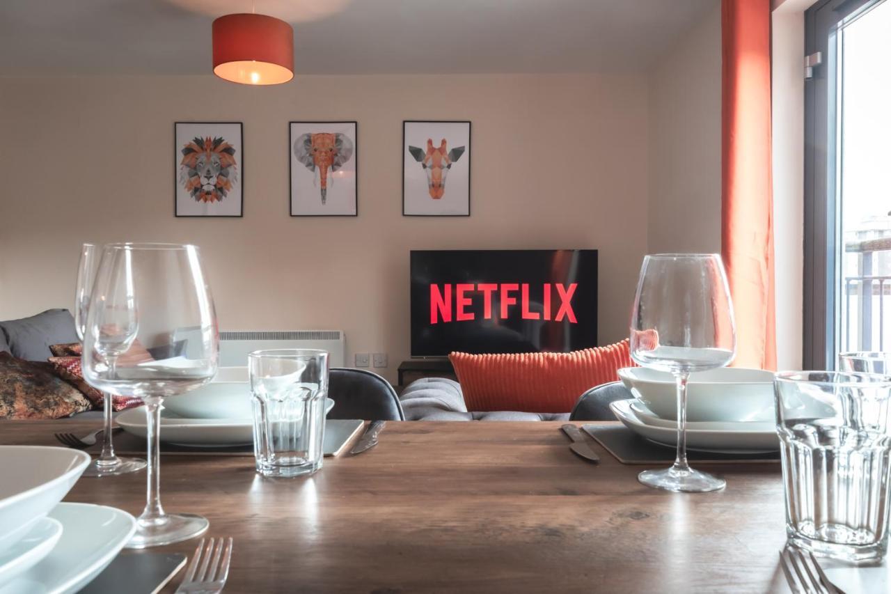 Best Price! 2 Bed City Centre - 4 Single Beds Or 2 Super King, Smart Tvs, Sofa Bed & Free Secure Parking Southampton Dış mekan fotoğraf