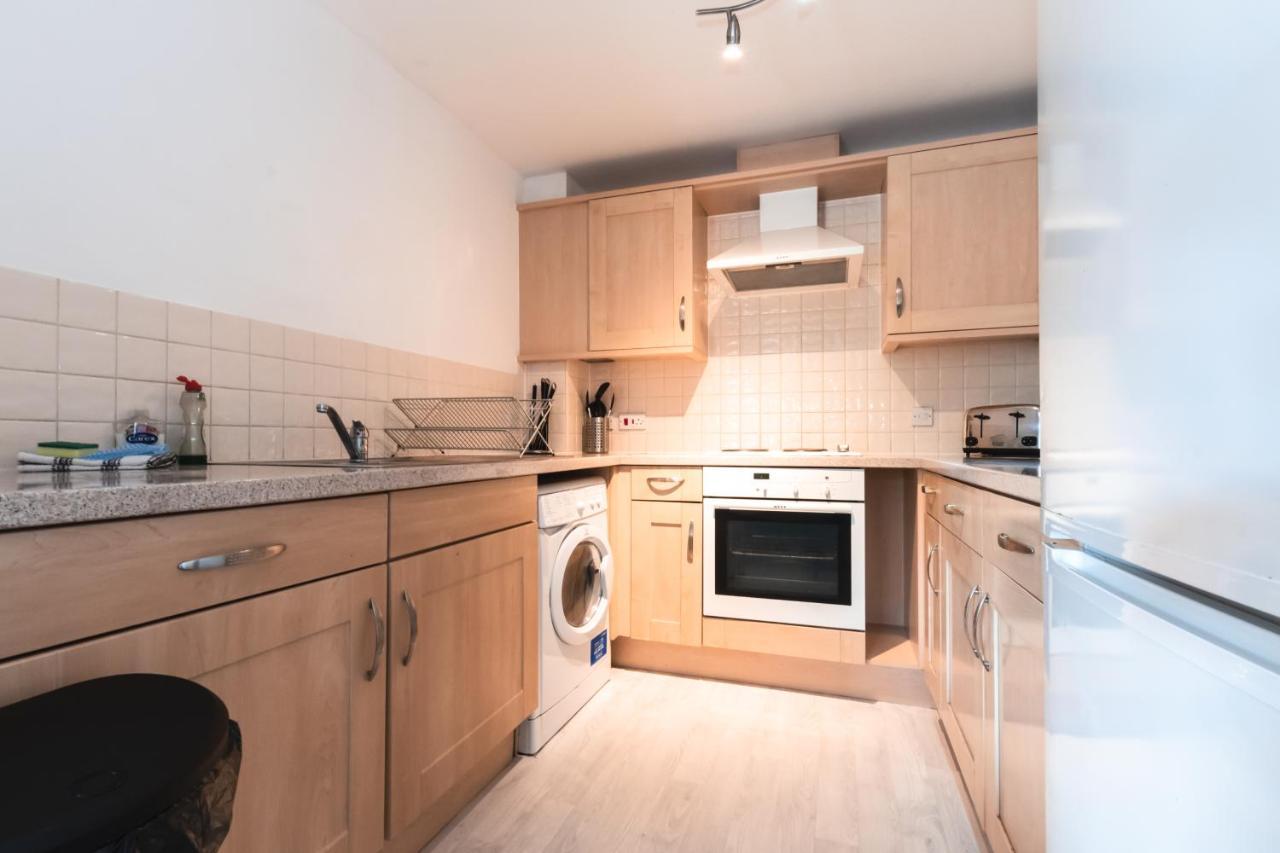 Best Price! 2 Bed City Centre - 4 Single Beds Or 2 Super King, Smart Tvs, Sofa Bed & Free Secure Parking Southampton Dış mekan fotoğraf