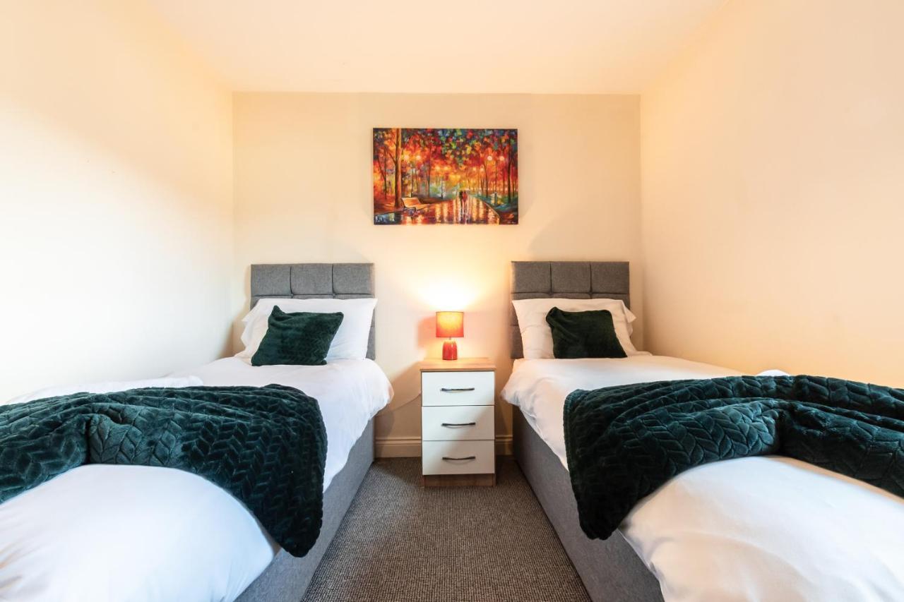 Best Price! 2 Bed City Centre - 4 Single Beds Or 2 Super King, Smart Tvs, Sofa Bed & Free Secure Parking Southampton Dış mekan fotoğraf